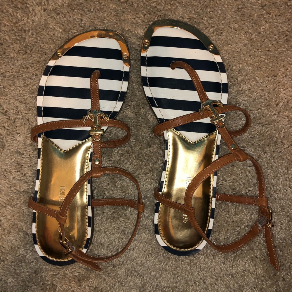 Gianni Bini sandals
